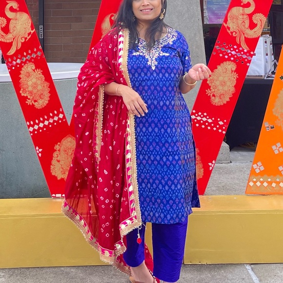 Blue red Indian dress medium petite short sleeve bandhni dupatta pearl border - Picture 6 of 6